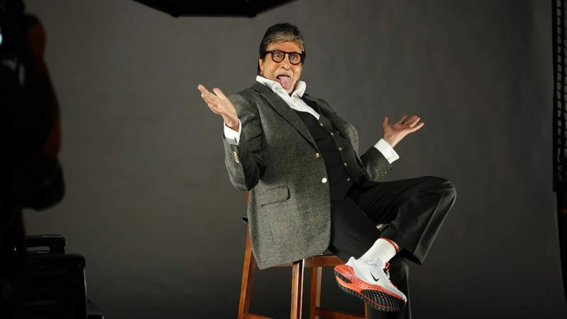 Sanjay Gupta revealed Amitabh Bachchan room has Speakers worth Rs 50 lakhs and 30 designer pens