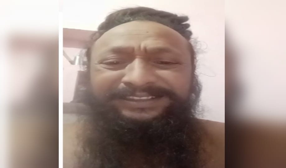 Chetan Giri made serious allegations against Prem Giri and Hari Giri of Juna Akhara, released video