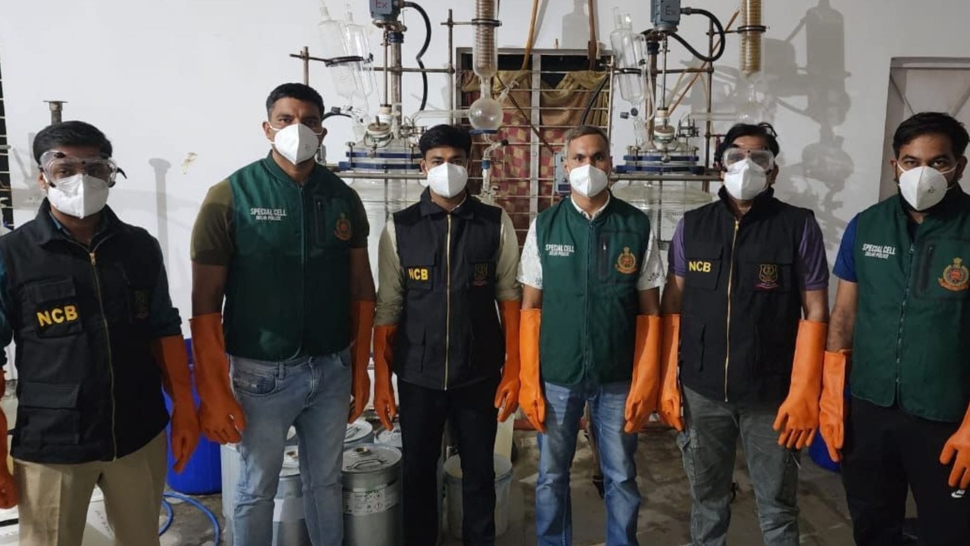 NCB busts lab sending dangerous drugs methamphetamine to other countries in Delhi NCR know who involved in it