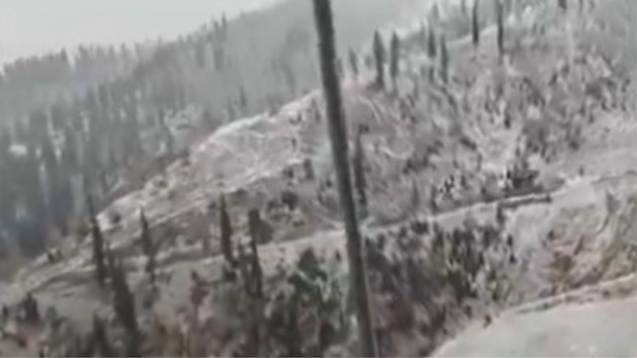 Snowfall in Gurez: Snowfall in Gurez, Jammu and Kashmir, increased beauty of Tulail Valley, arrival of winter.