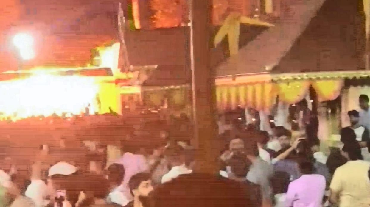 Midnight explosion at Kerala temple sends hundreds fleeing in panic see the pics