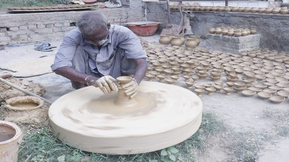 Diyas made in Kashipur reach Nainital