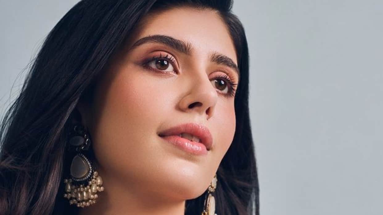 Sanjana Sanghi  is excited for Diwali and her Mother Birthday said what she will purchase on Dhanteras