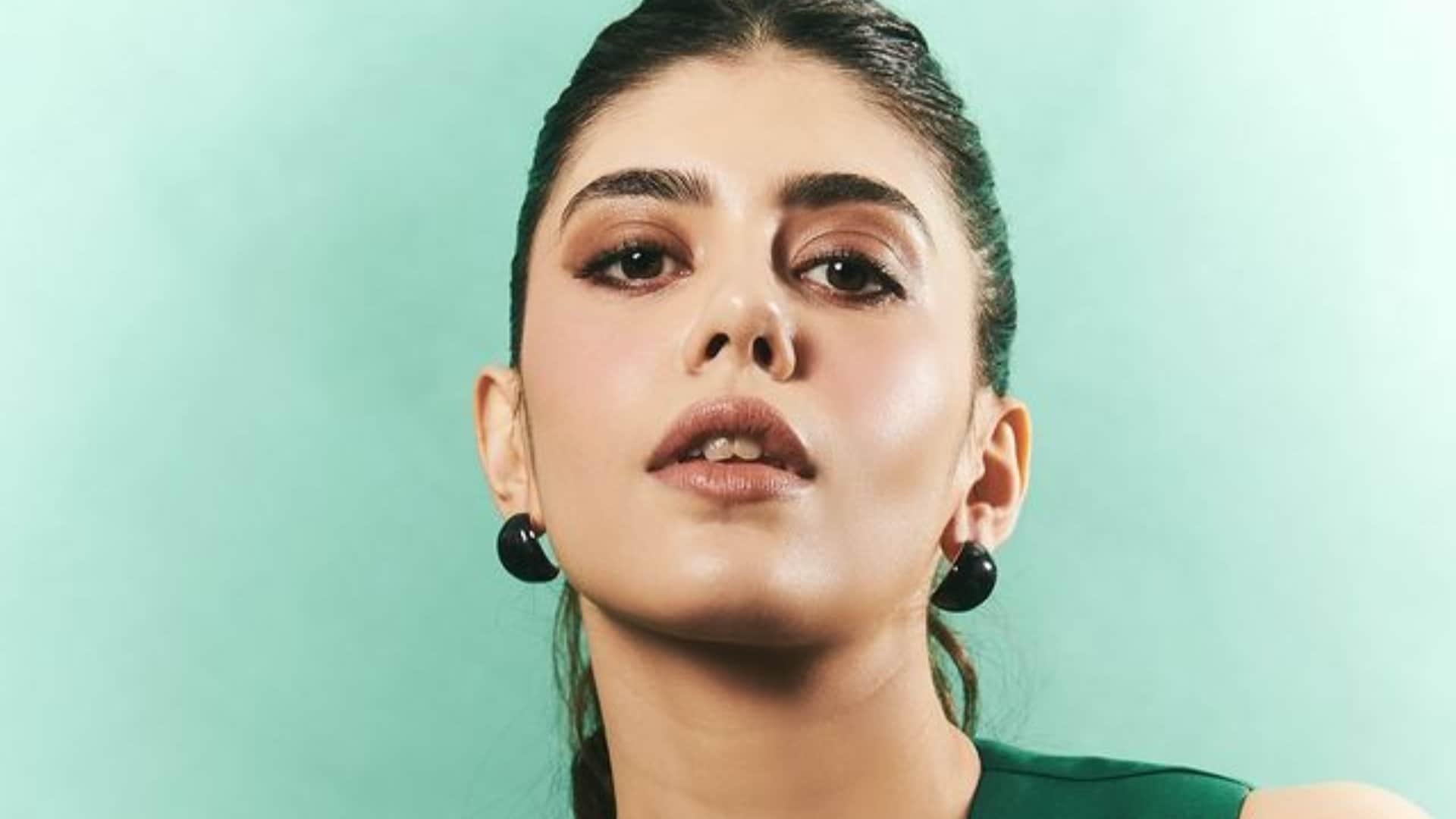 Sanjana Sanghi  is excited for Diwali and her Mother Birthday said what she will purchase on Dhanteras