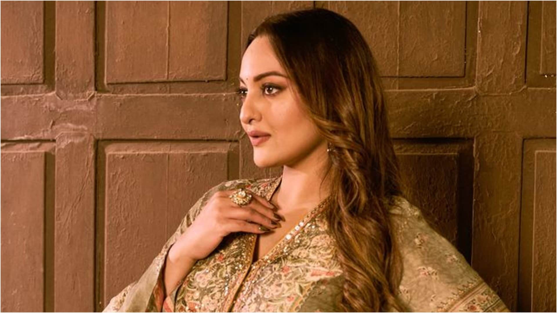 Happy Dhanteras 2024: Sonakshi Sinha extends wishes with beautiful photos says Happy Dhanteras from Asli Sona
