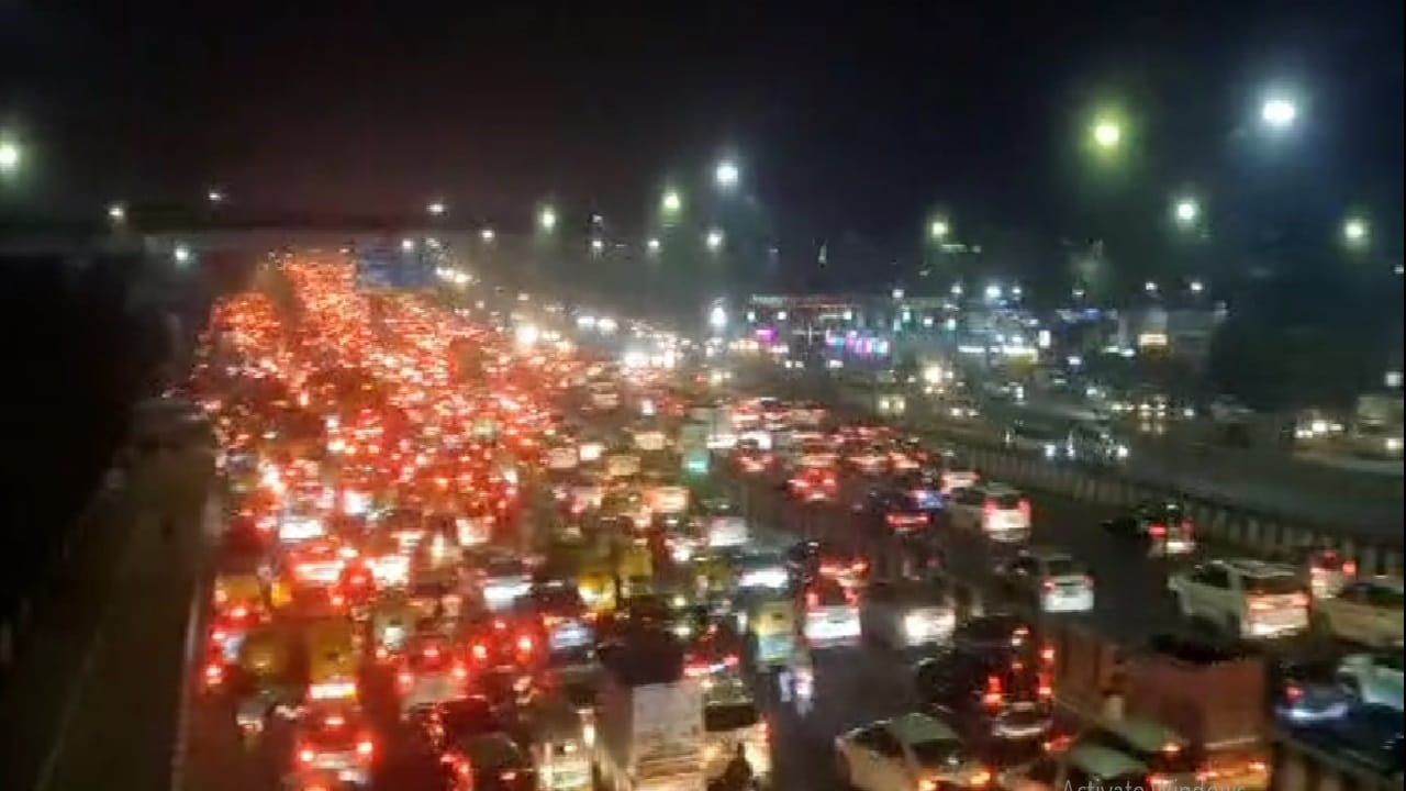 Photos show traffic jams at many places in Delhi NCR before Diwali