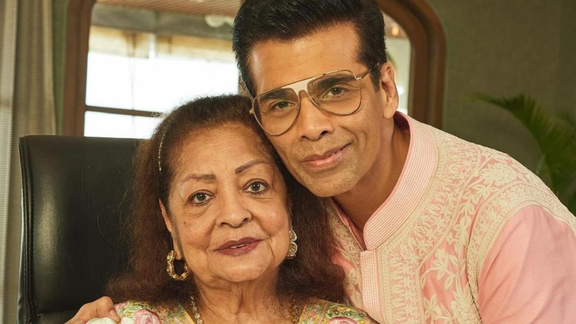 Diwali 2024 celebrated by Karan Johar in unic ways Drops Photos With Mother Kids Yash Roohi goes viral