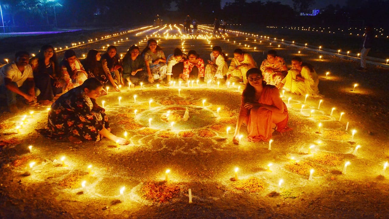 players celebrated diwali in Sports Stadium with candles and diyas in bareilly