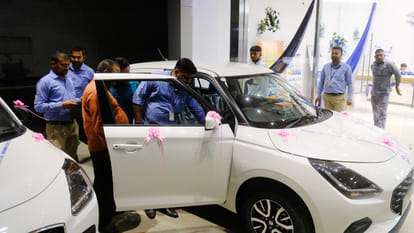 On the occasion of Dhanteras, purchases worth more than Rs 750 crore were made in Gorakhpur.