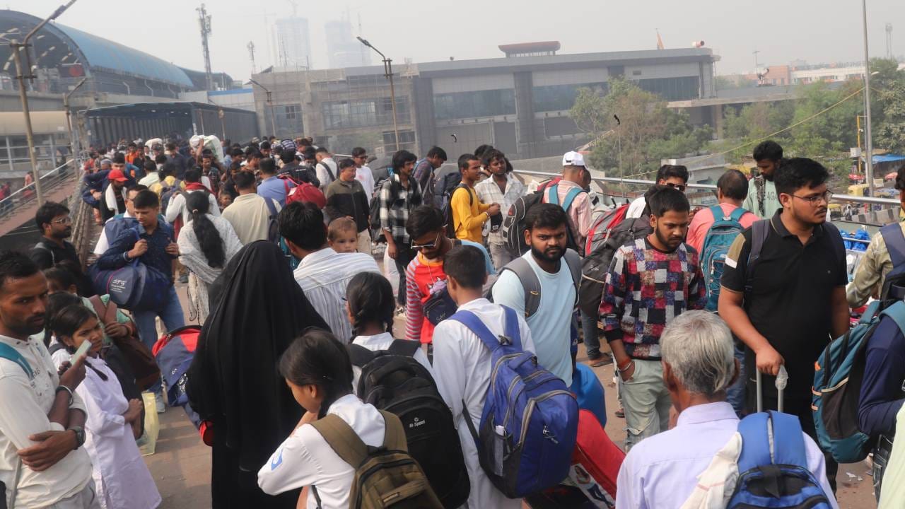 Photos show traffic jams at many places in Delhi NCR before Diwali