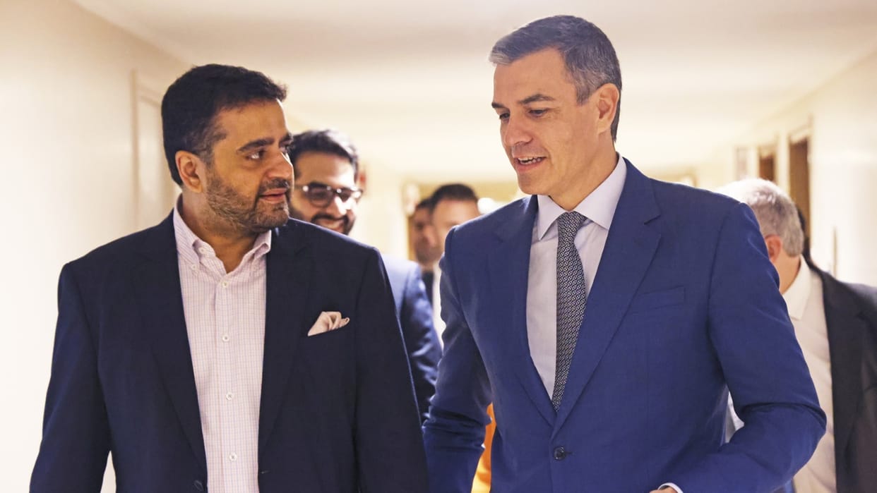 Spanish President Pedro Sanchez visits Yash Raj Films during his maiden trip to India met Akshaye Widhani