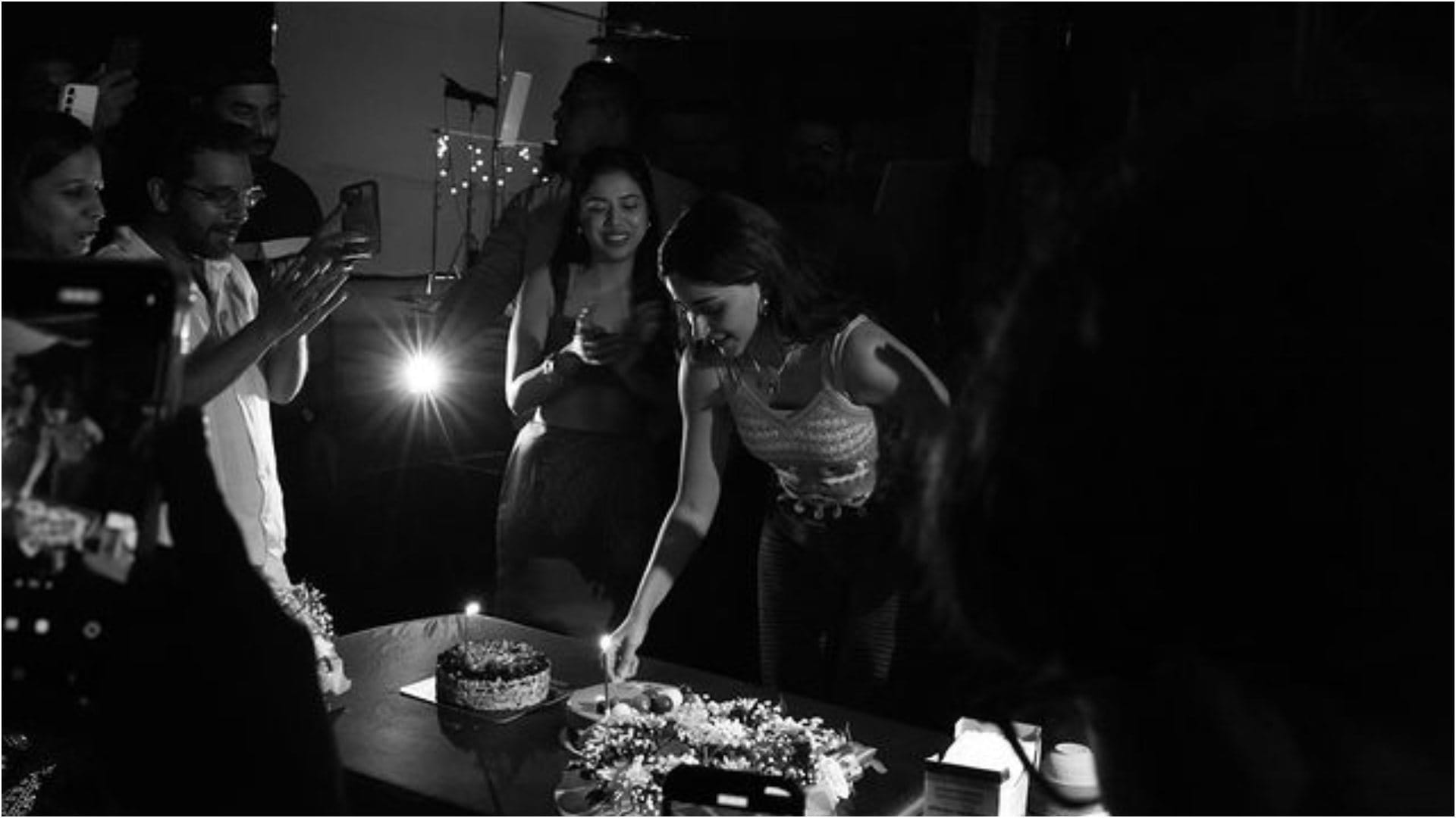 Ananya Panday shares her birthday celebration photos with family and friends says thank you for all