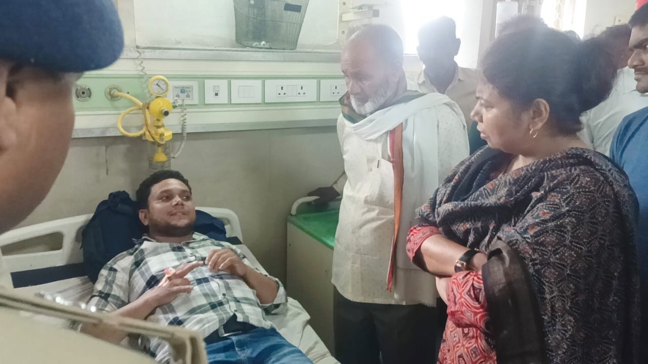 Six people died in Badaun road accident