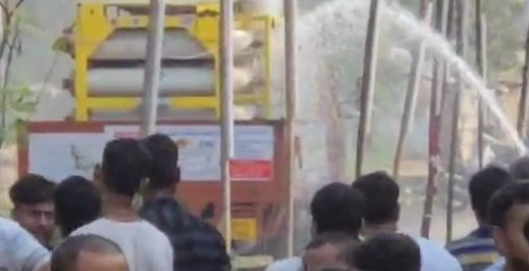 Bihar News: CNG gas tanker leaked in Patna, when there was panic, the fire brigade team reached