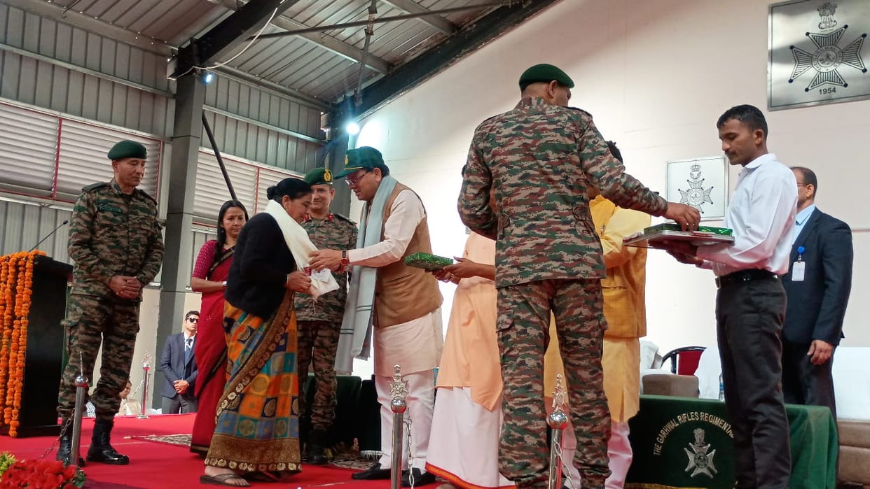 Diwali 2024 Uttarakhand CM Dhami celebrate Festival with soldiers in Lansdowne