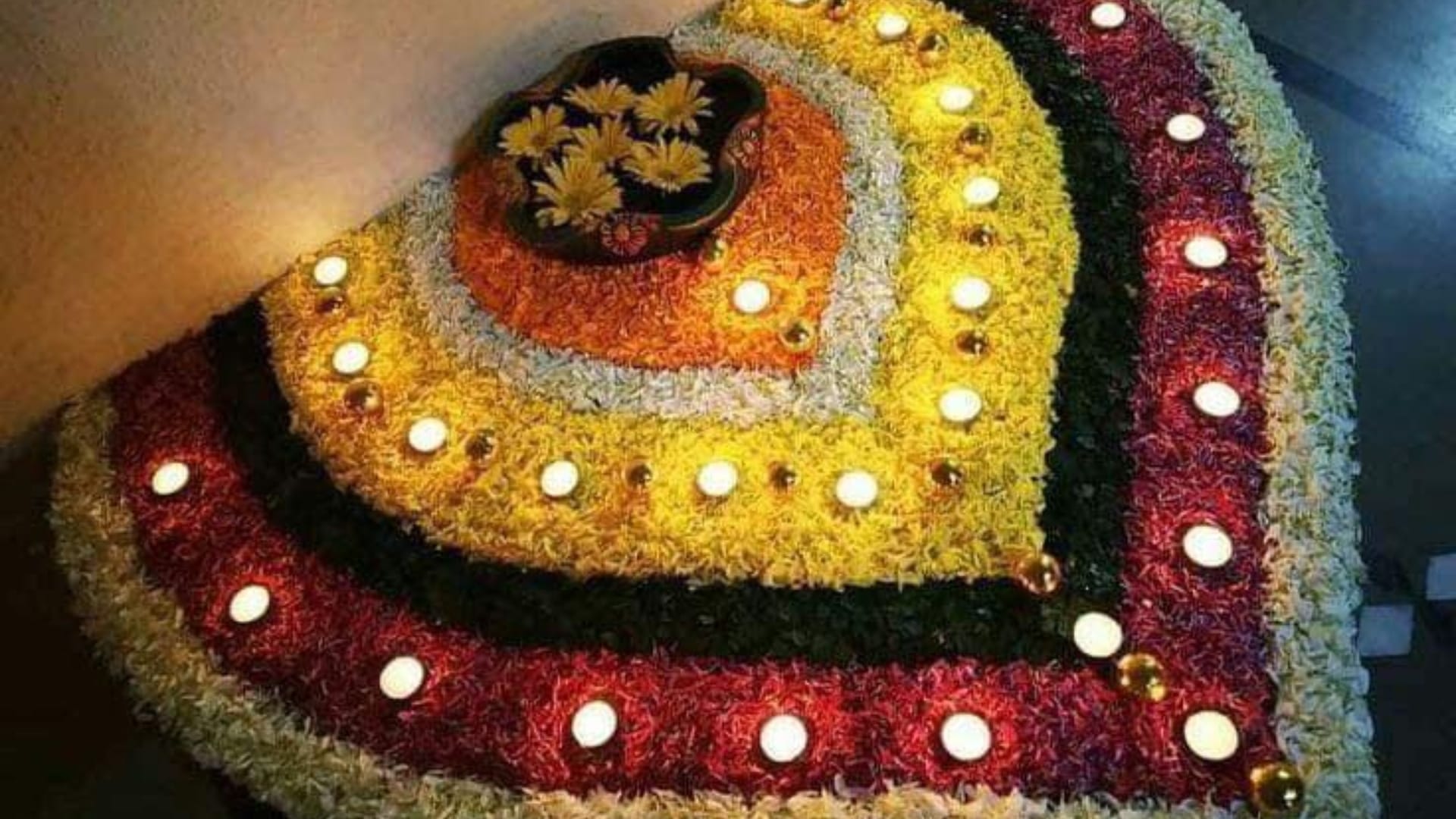Diwali Special Flower Rangoli Ideas with image 10 Minute Diwali Rangoli Designs
