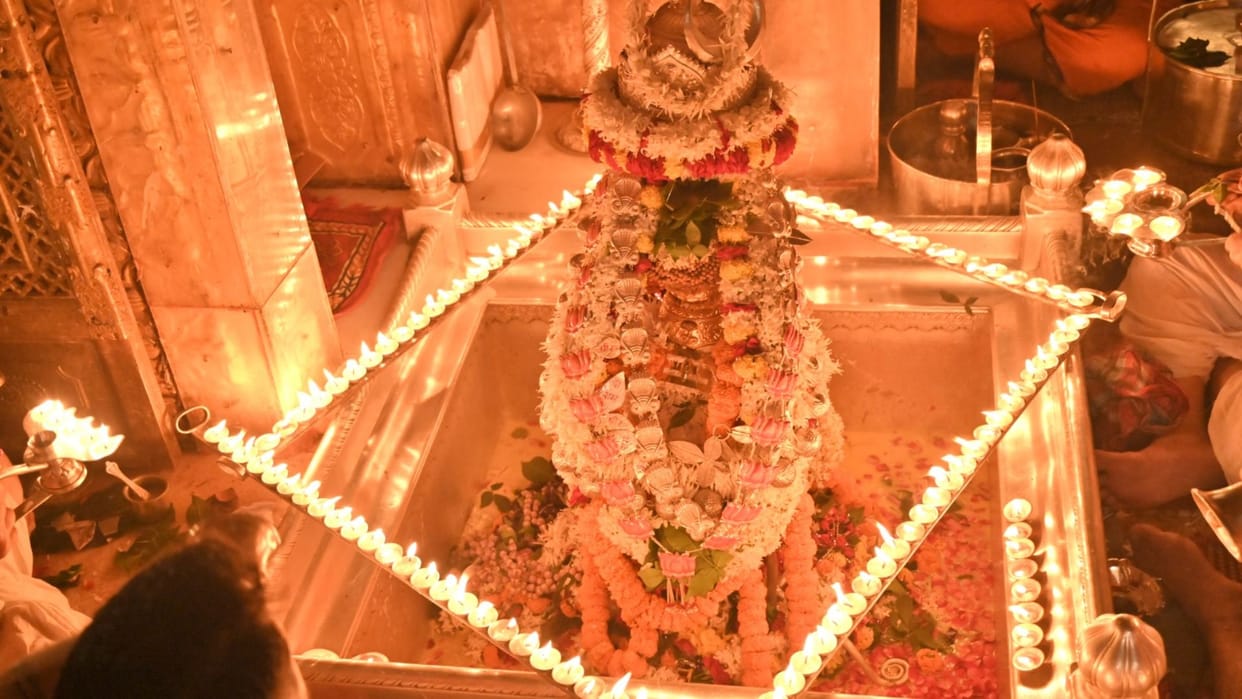 Baba Shri Kashi Vishwanath Dham special attraction on Diwali festival Photo Gallery