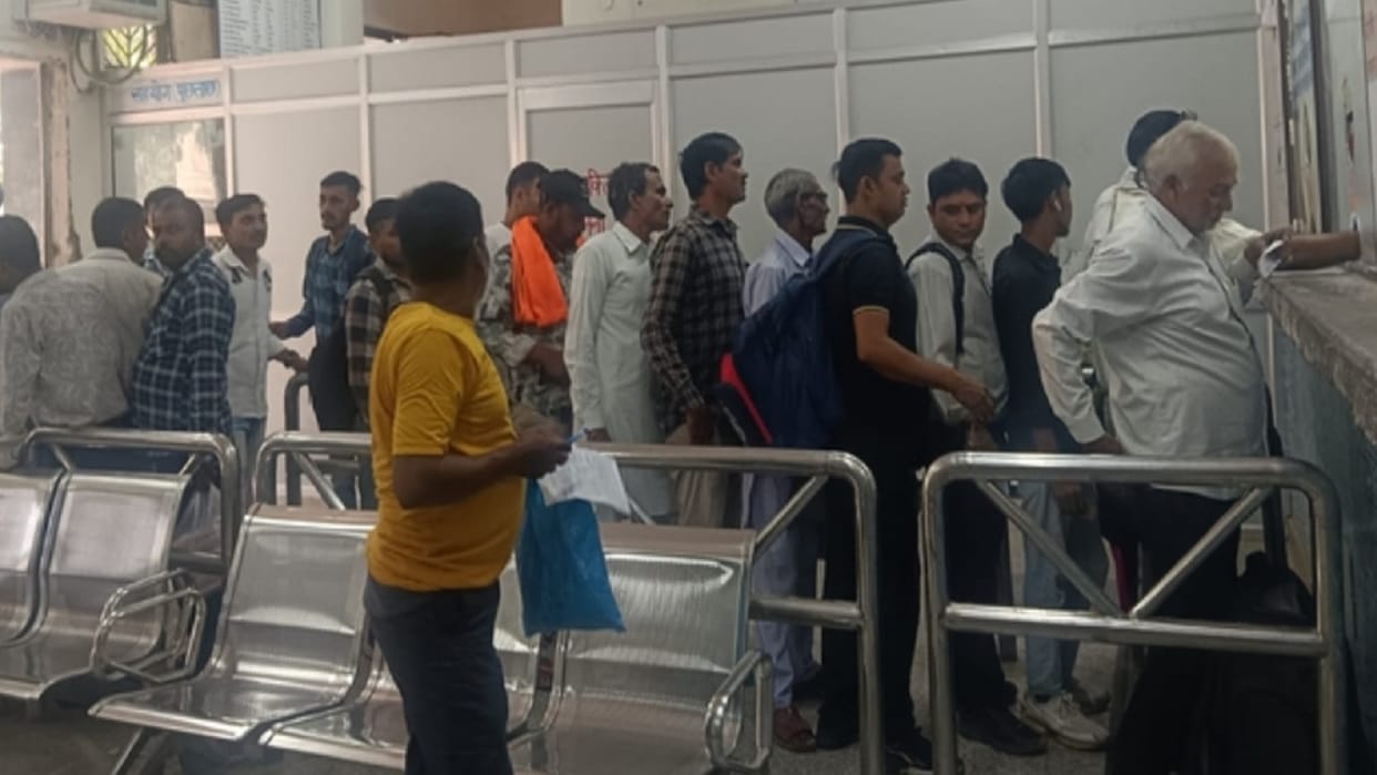Passengers please note, One ticket counter will be added at Rohtak railway station