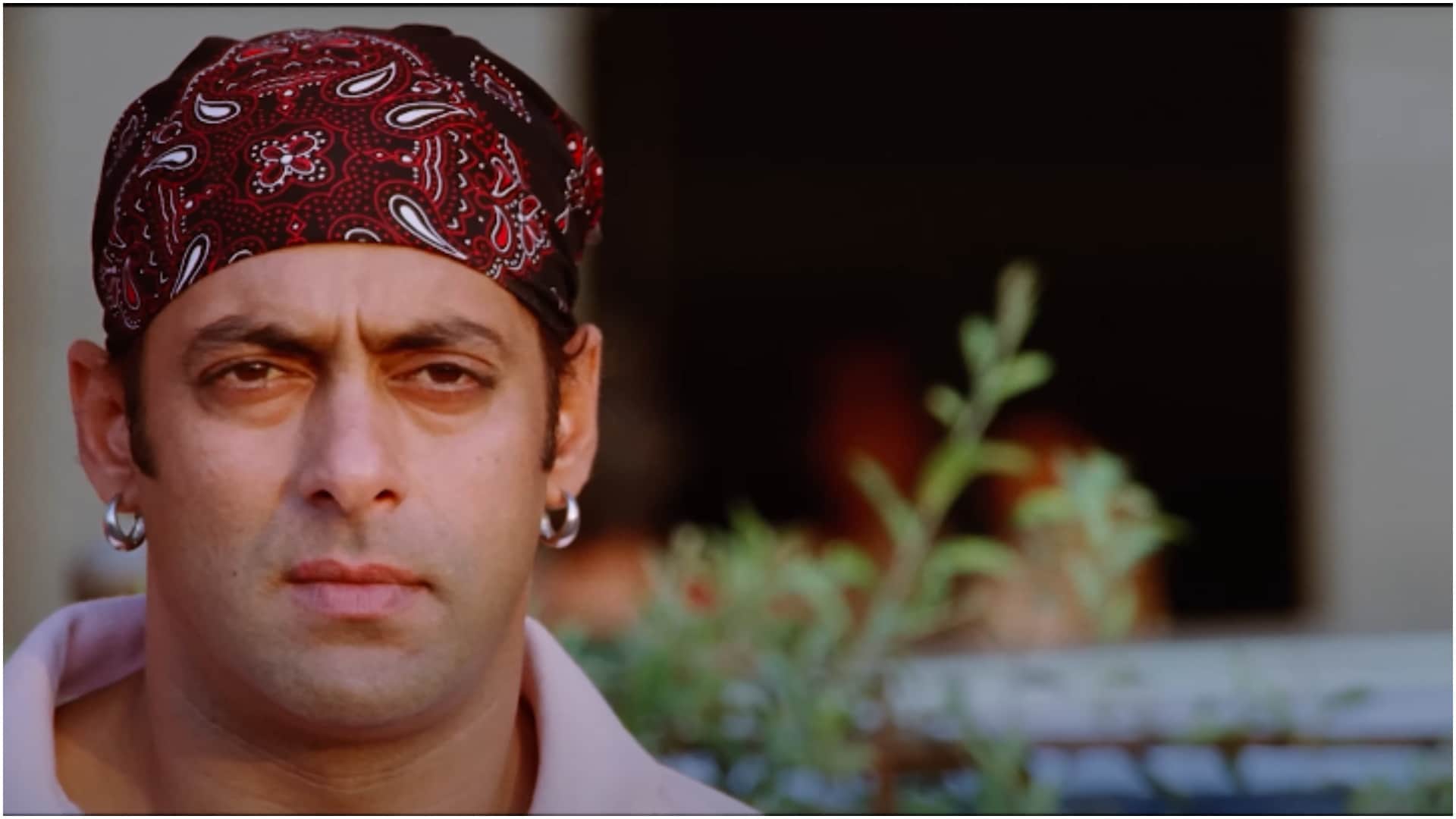 Salman Khan Played Police Role in These Bollywood Movies Wanted Dabangg Kick