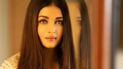 Aishwarya Rai bachchan name showed on screen without surname in global women forum dubai netizens react