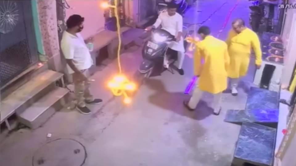 Delhi Shahdara double murder case CCTV footage of uncle and nephew murder in Delhi