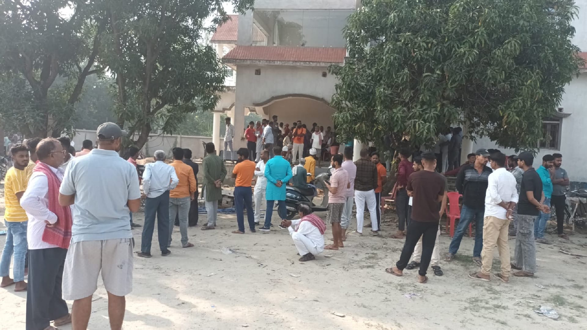 liquor smuggler and village head murdered in Deoria