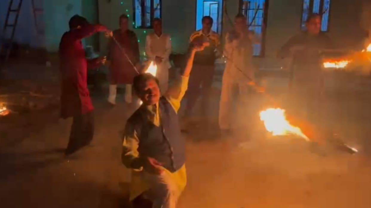 Diwali celebrated in Swarka village of Chamoli Karnaprayag after four decades migration in Uttarakhand