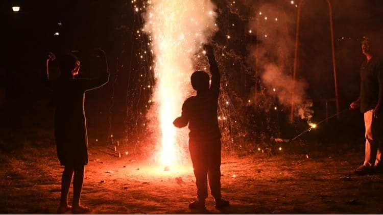 Diwali Celebration In Chandigarh Smog Engulfs City – Amar Ujala Hindi News Live