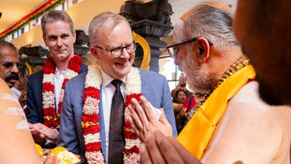 Australia: PM Albanese reached temple on Diwali, inaugurated new kitchen occasion of Freedom from Prison Day