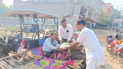 Diwali happiness distributed among nomadic community