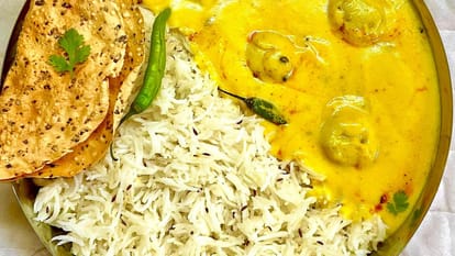 Govardhan Puja 2024 how to make kadhi chawal shri krishna bhog recipe in hindi