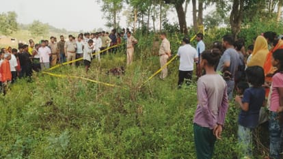 old man murdered with sharp weapon in sonbhadra forensic team arrived uproar ensued