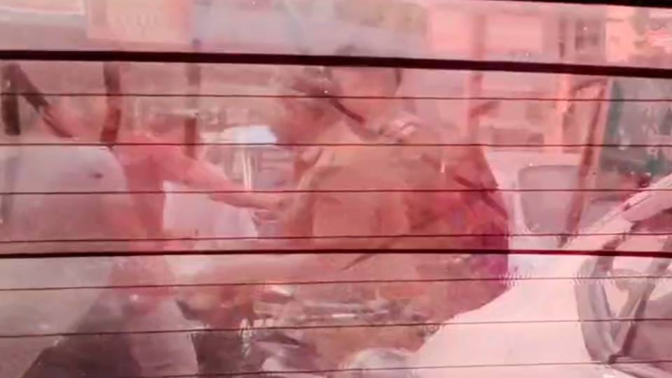 SP has suspended outpost in-charge for beating two brothers in middle of market In Bahraich