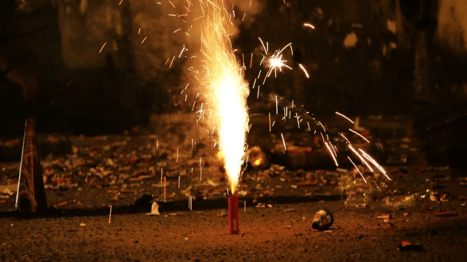 indore news diwali deepawali phataka crackerss crime case