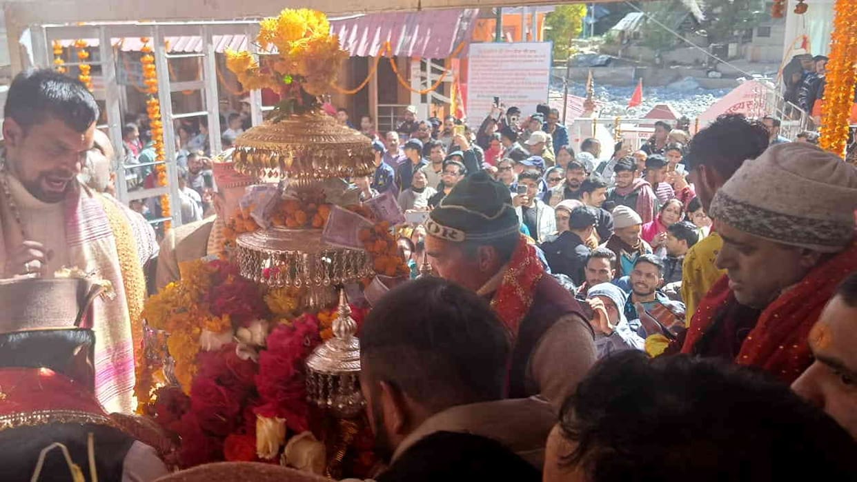 Mother Ganga Doli leaves from Mukhaba for Gangotri Dham Chardham Yatra 2025 Uttarakhand Read All Updates