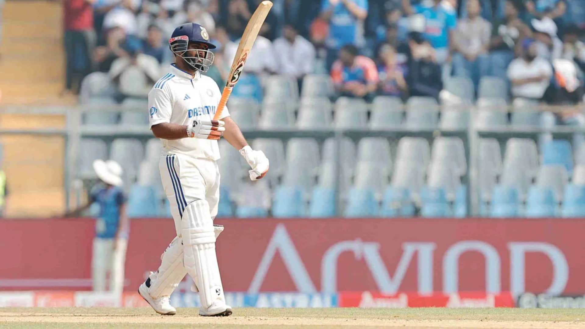 IND vs NZ: Demand raised to make Rishabh Pant new test captain, Mohammad Kaif said this about Rohit Sharma