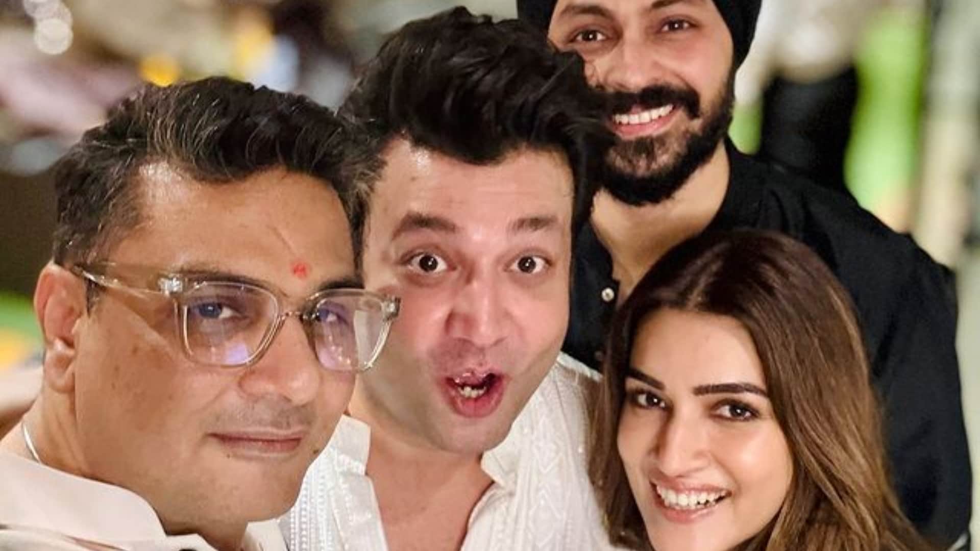 Do Patti actress Kriti Sanon shared pictures from Diwali celebration along with rumored boyfriend Kabir Bahia