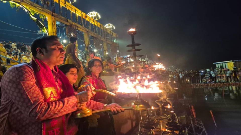 Former Indian cricket team player VVS Laxman visited Ramlala and Hanumantlala with his family in Ayodhya