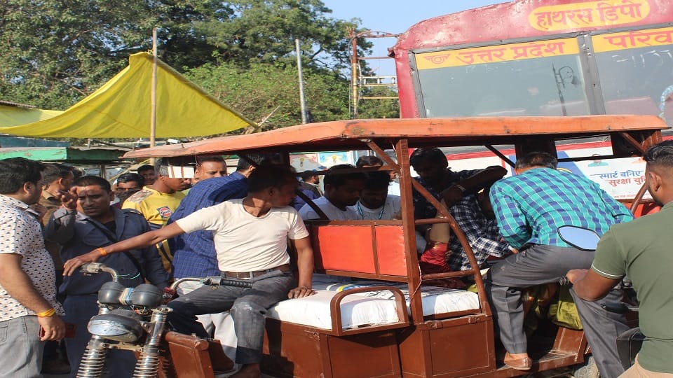 When ambulance was not available, body was sent by roadways bus