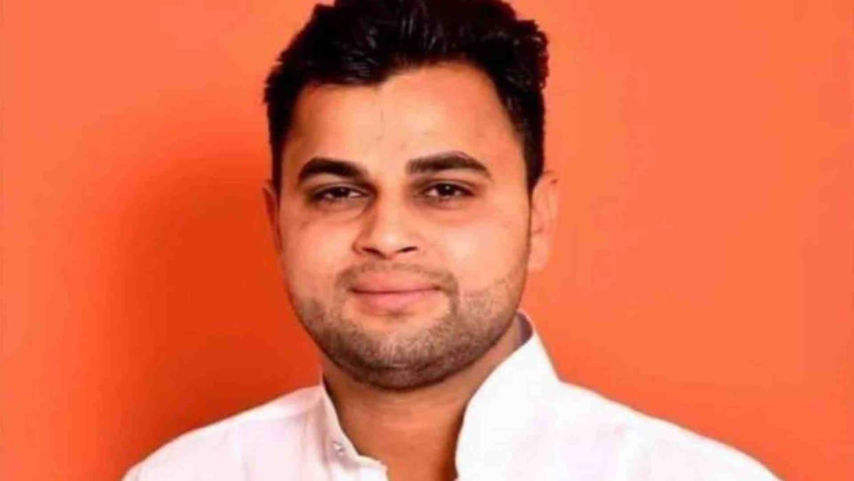 Churu News: Former ABVP city minister Narendra Prajapat murdered in Churu