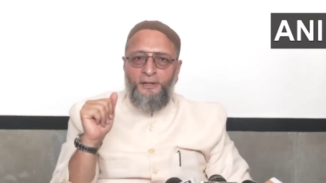 Owaisi raised questions on non-Muslim members in Waqf Board, said- there is not a single non-Hindu in TTD