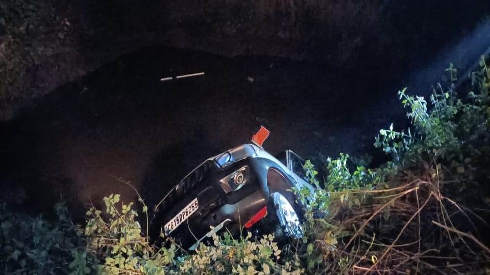 Six people died in a road accident in Balrampur Ramanujganj district