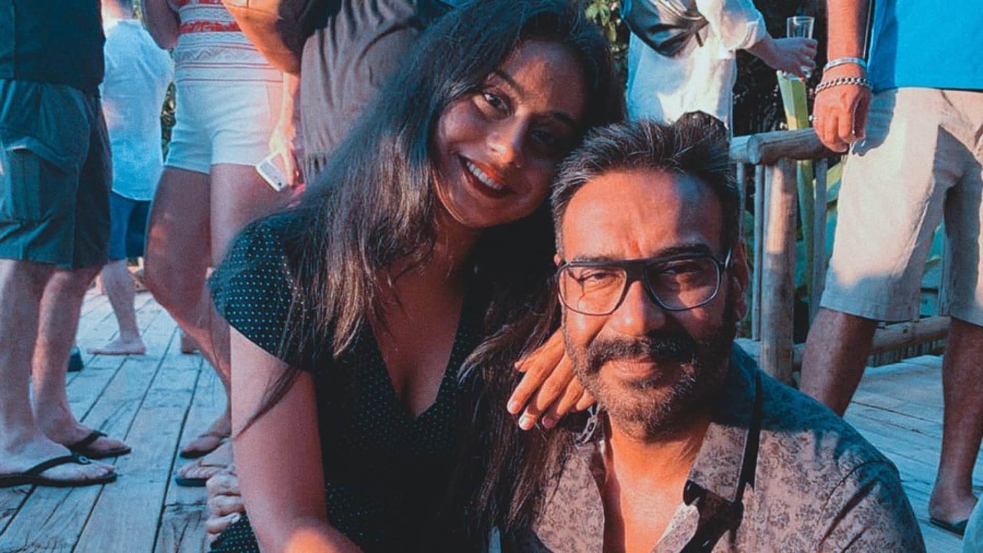Ajay Devgn daughter Nysa Devgn Calls her father Fav Hero Singham Again actor reaction goes viral