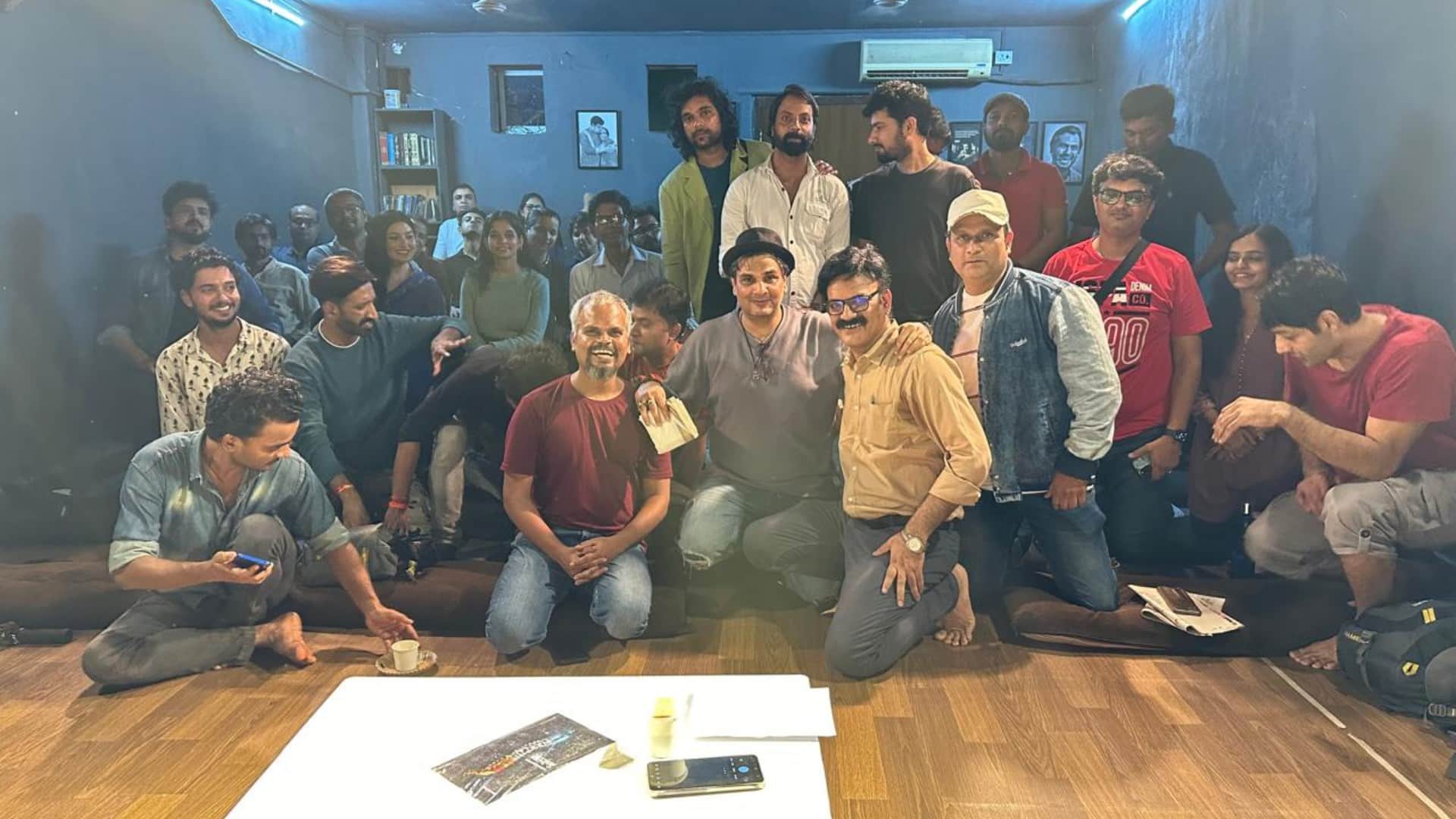 producer director K C Bokadia meets artists of apna adda with Pankaj Shukla selects two actors for next movies