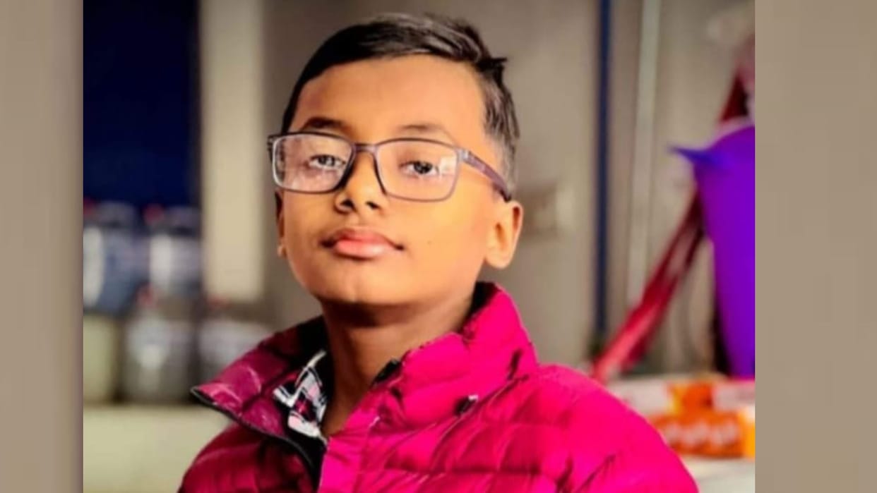 Gonda News: Nephew of SP National Secretary drowned in lake during Nepal Vihar