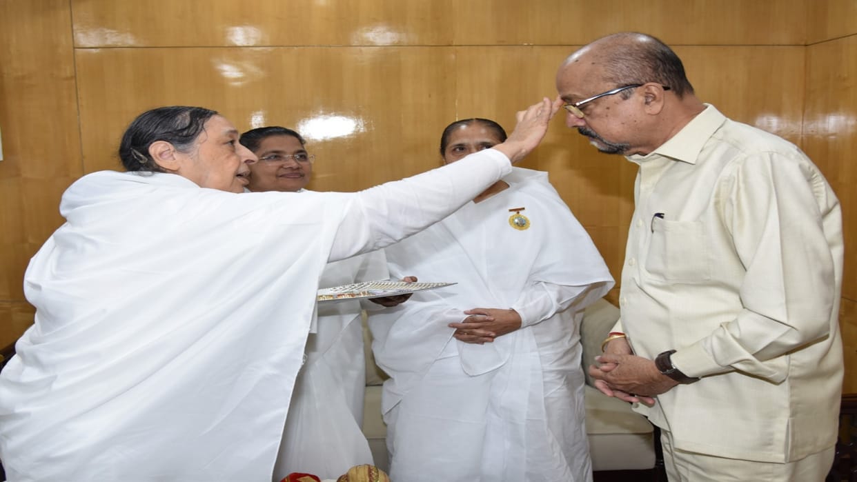 Brahmakumari sisters applied tilak on Bhai Dooj to Governor Ramen Deka in Chhattisgarh