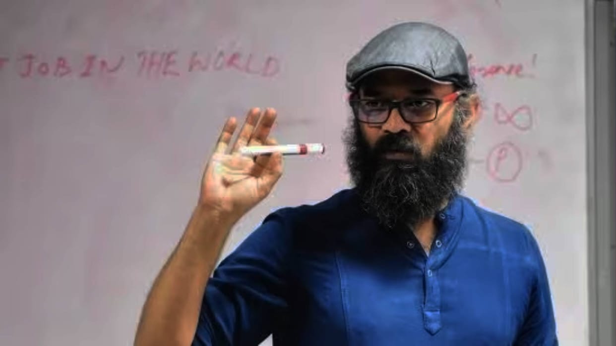 Kannada filmmaker Guruprasad passed away by suicide at 53 in Bengaluru decomposed body found from apartment