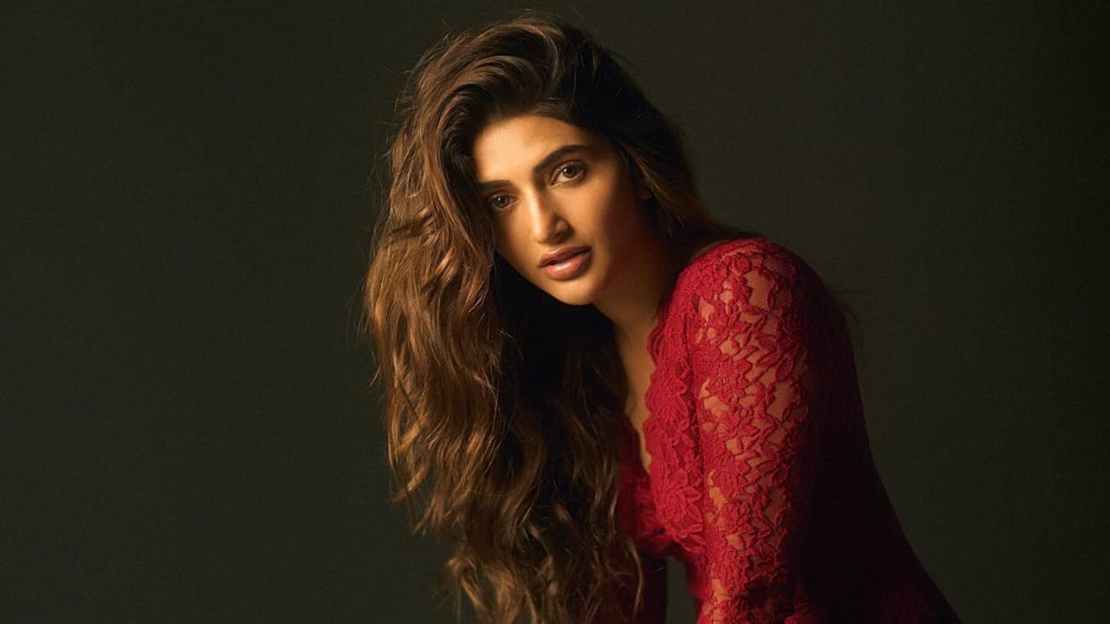 Pushpa 2 item song Huge pressure on Sreeleela will she match glamor of Samantha ruth prabhu