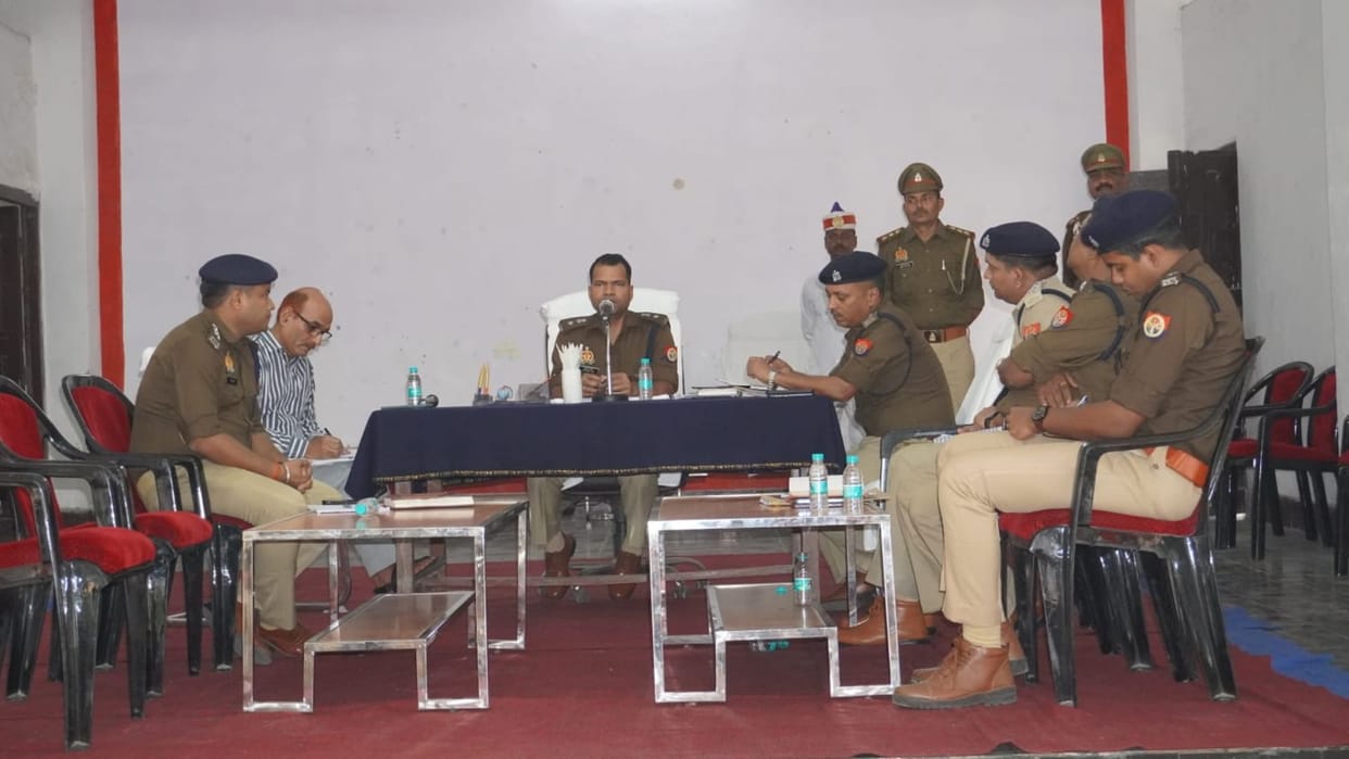 Ballia SP did a field inspection of the arrangements at the Dadri fair