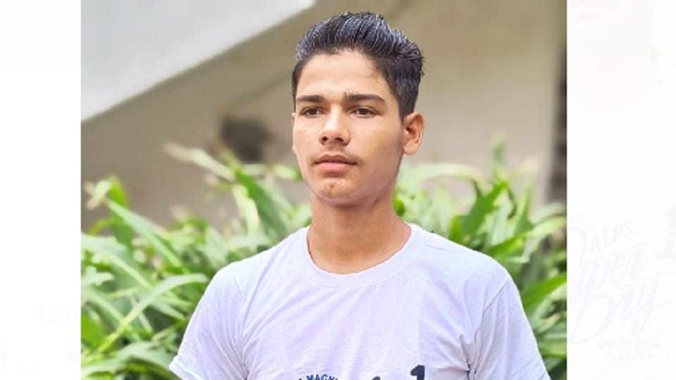 Baghpat: Death of class 10 student returning after tuition, Tai paralyzed due to shock, mourning in village